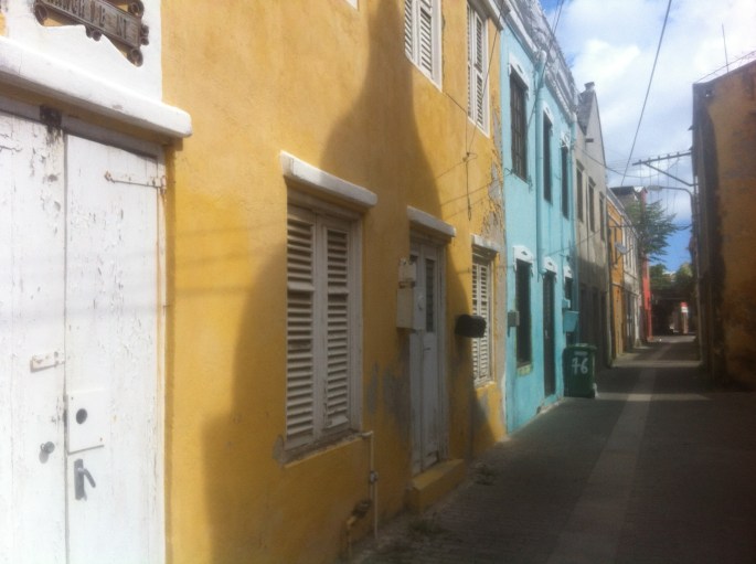 An alley in the historic quarter of Willemstad called Otrobanda.