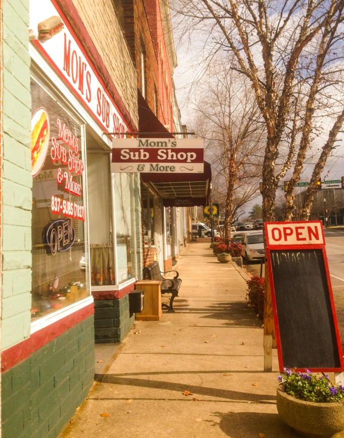 Well worth a stroll: the main street in Sparta, Tennessee is a delight.