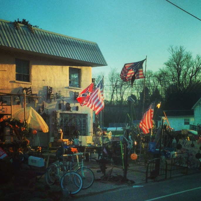 Always interesting shops along the road, this one is in Hampshire, an unincorporated town in rural Tennessee.