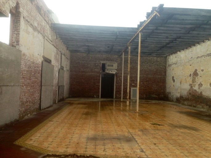 There is still hurricane Katrina damage in downtown Biloxi as evidenced by this retail space.