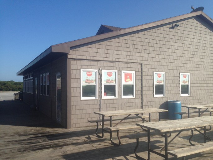 The camp store also has a cafe with picnic tables right on the water (well, with dunes between you and the water).